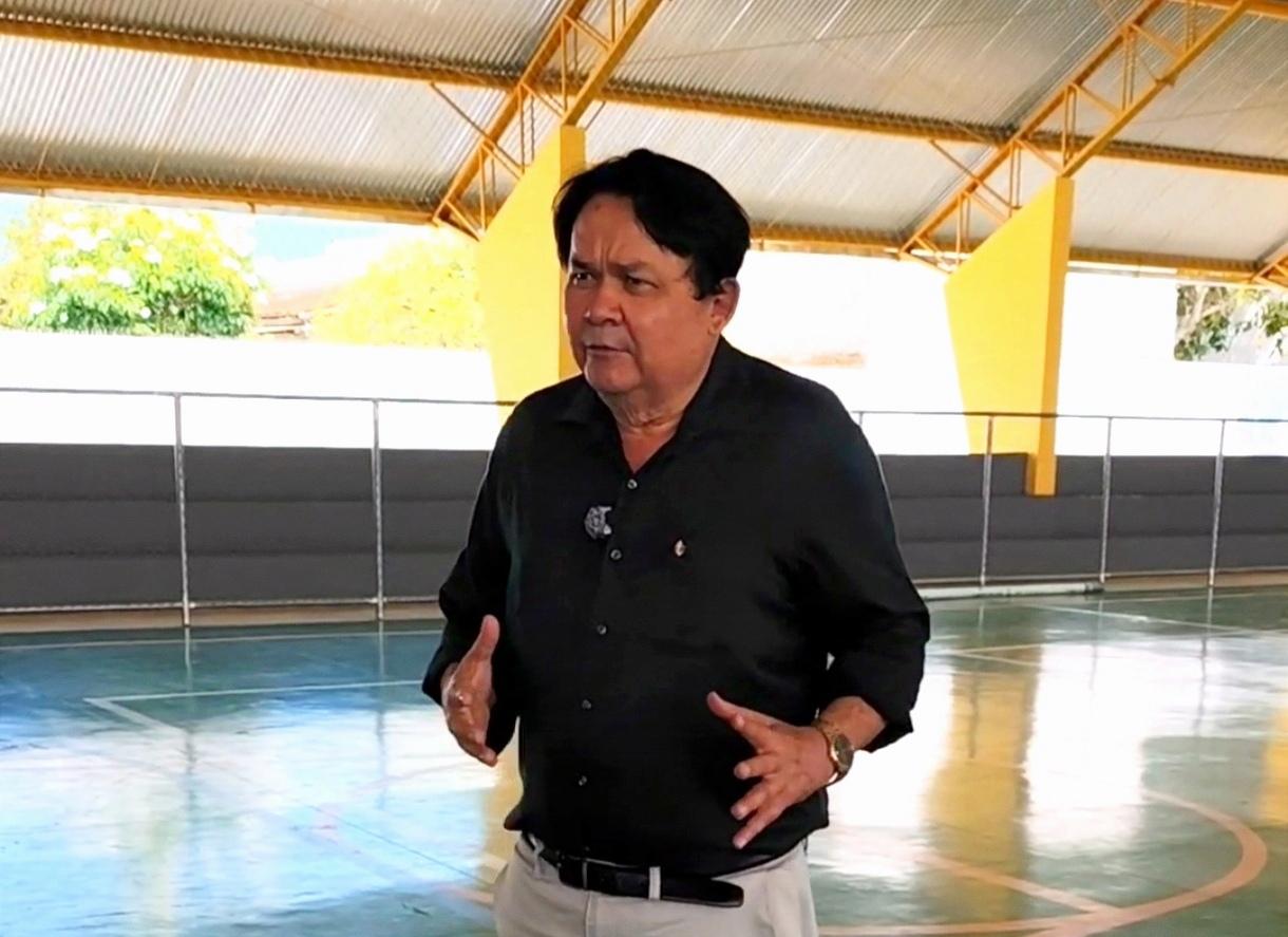 TRANSIÇÃO: Prefeito Souzinha emitirá documentação...