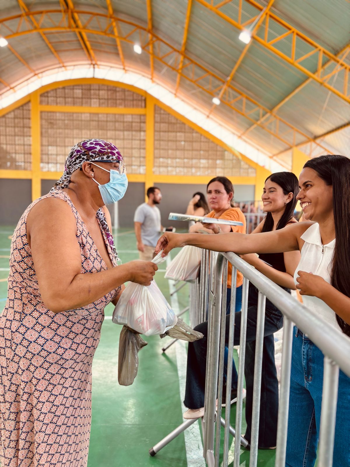 Governo de Serra Branca realiza a maior entrega de Kits de Páscoa da história do município, com mais de 14 toneladas de alimentos e 3 mil famílias beneficiadas