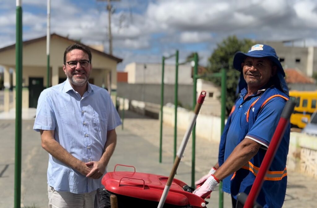 Prefeitura de Serra Branca realiza pagamento dos salários e efetua, pela primeira vez na história, o pagamento da insalubridade a servidores