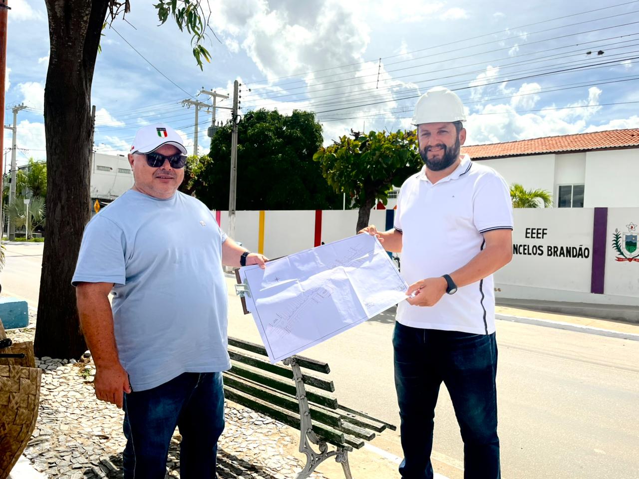 Secretaria de Infraestrutura inicia modernização da iluminação na principal avenida de Serra Branca